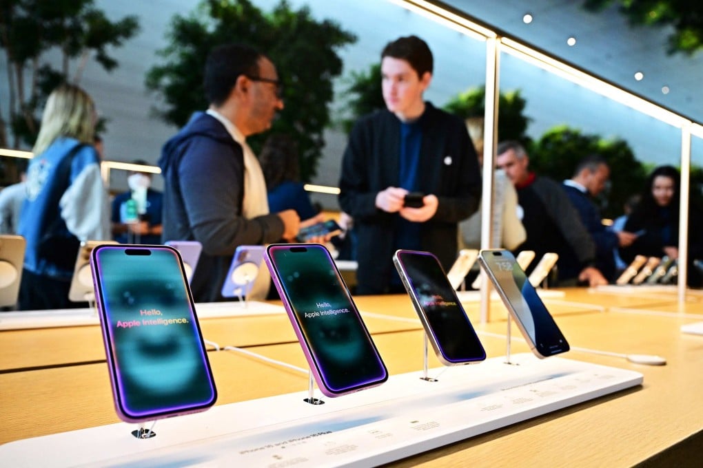 The new Apple iPhone 16 models on display at the Apple Store at The Grove in Los Angeles, California, September 20, 2024. Photo: AFP