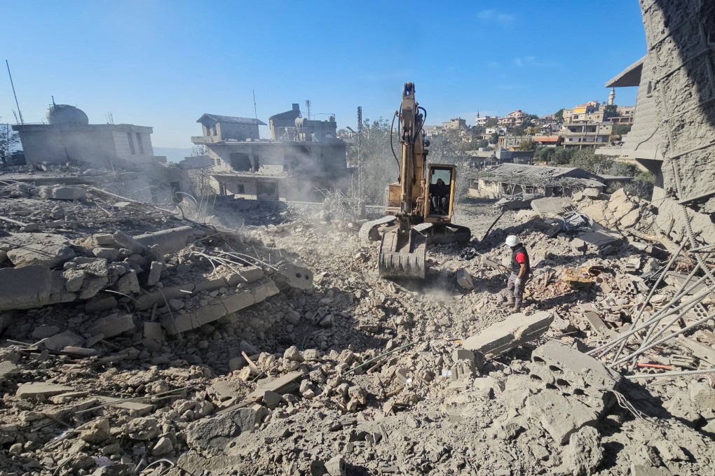 Rescuers work at a site damaged by Israeli strikes in Yohmor, in Lebanon’s Bekaa Valley. Photo: Reuters