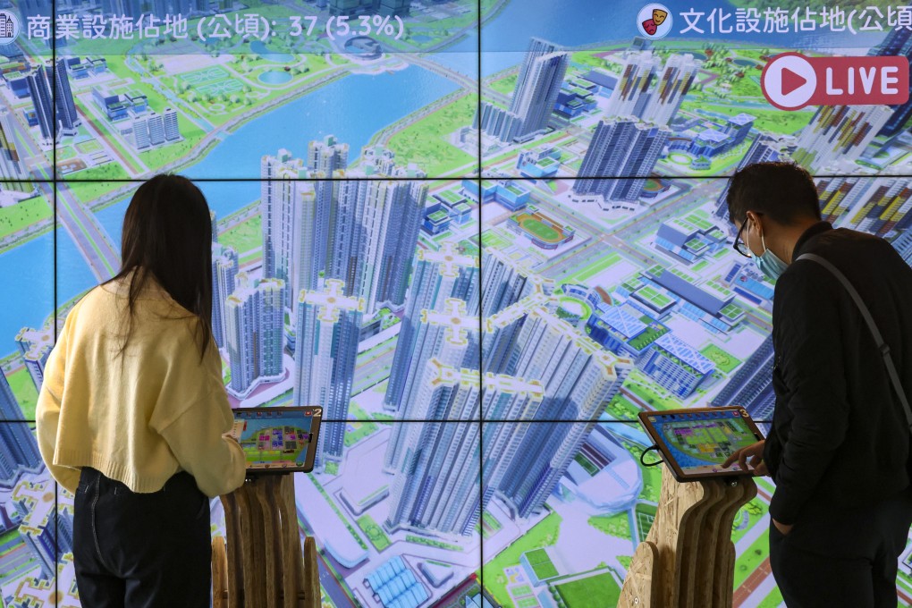 People visit a government exhibit on the artificial islands project off Lantau. Photo: K. Y. Cheng