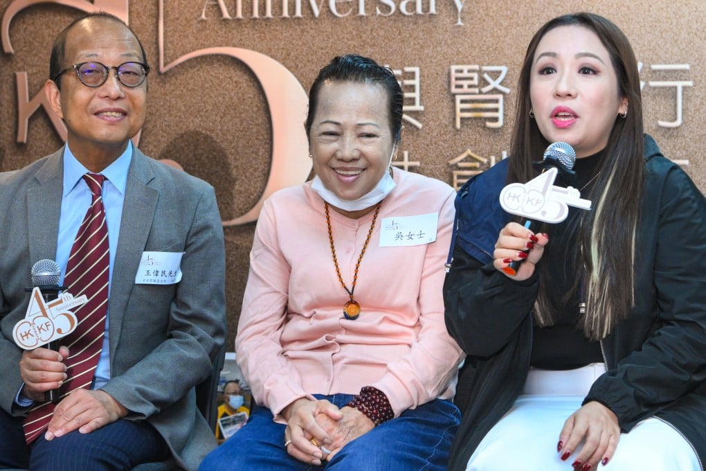 Kidney failure patient Ng Yuk-mui (centre) and her daughter Bess Mo speak at a Hong Kong Kidney Foundation 45th anniversary event. Photo: Handout