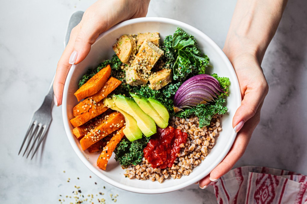 Studies suggest eating more fruit, vegetables, whole foods and those containing antioxidants and the right fats helps women  avoid brain fog as they transition into menopause. Photo: Shutterstock