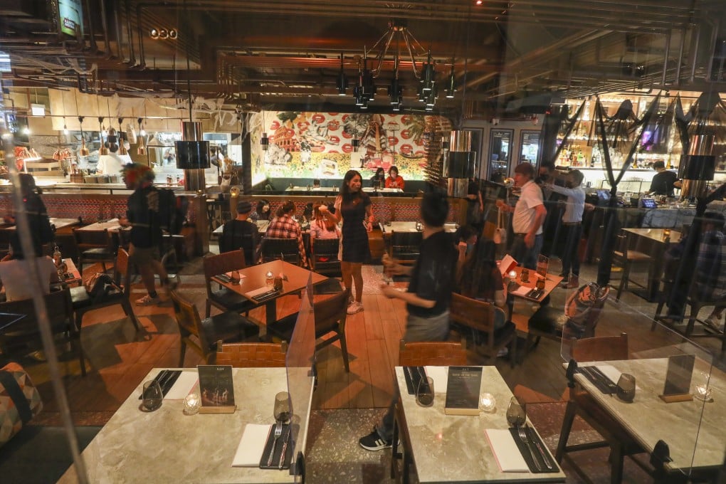 Hong Kong restaurateurs say it is now common for guests to prefer earlier dinner bookings, around 6pm, and be done by 8pm. Photo: Xiaomei Chen