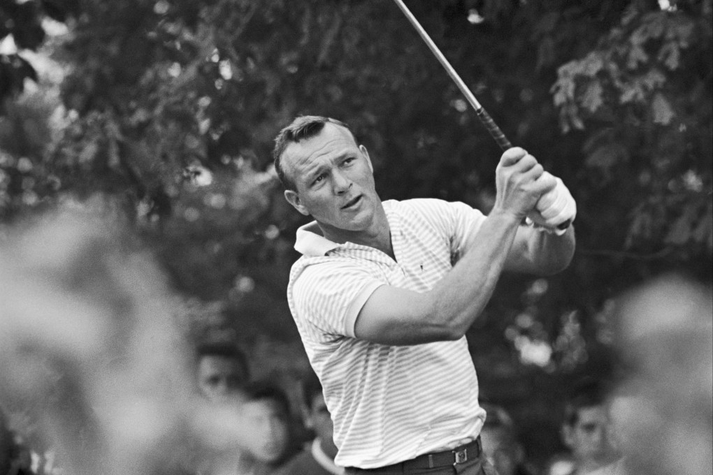Arnold Palmer tees off on the 10th hole with a good margin of lead over Phil Rodgers and Jacky Cupit, in 1963. Palmer went on to win the World Series Playoff berth by defeating Rodgers by 5 strokes and Cupit by 7. Photo: Getty Images