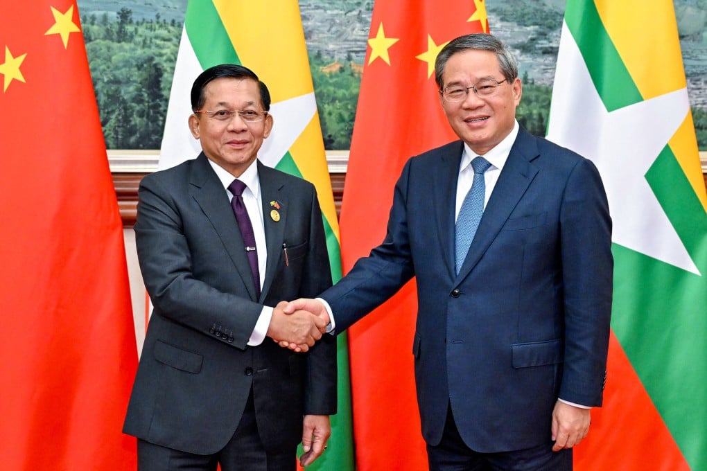 Chinese Premier Li Qiang (right) meets Myanmar’s military leader Min Aung Hlaing in Kunming on Wednesday. Photo: Xinhua