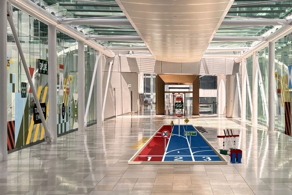The putting course at Tong Chong Street Market in Hong Kong. Photo: Tong Chong Street Market