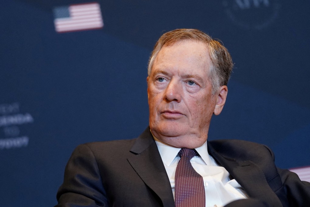 Robert Lighthizer lắng nghe trong một hội thảo tại Hội nghị thượng đỉnh Chương trình nghị sự đầu tiên của Viện Chính sách Hoa Kỳ tại Washington vào tháng 7 năm 2022. Ảnh: Reuters