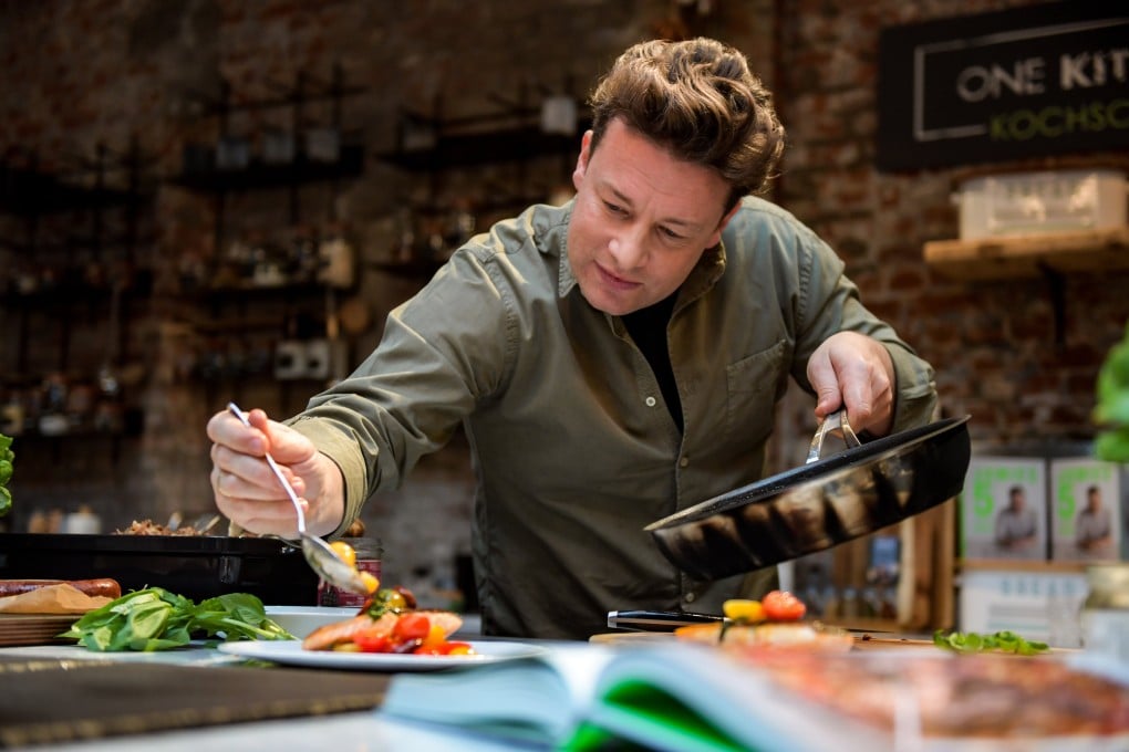British chef Jamie Oliver. Photo: Picture Alliance / Axel Heimken / dpa