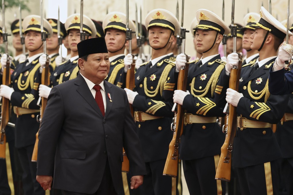 Indonesian President Prabowo Subianto reviews the honour guard during a welcome ceremony in Beijing on November 9. Photo: EPA-EFE