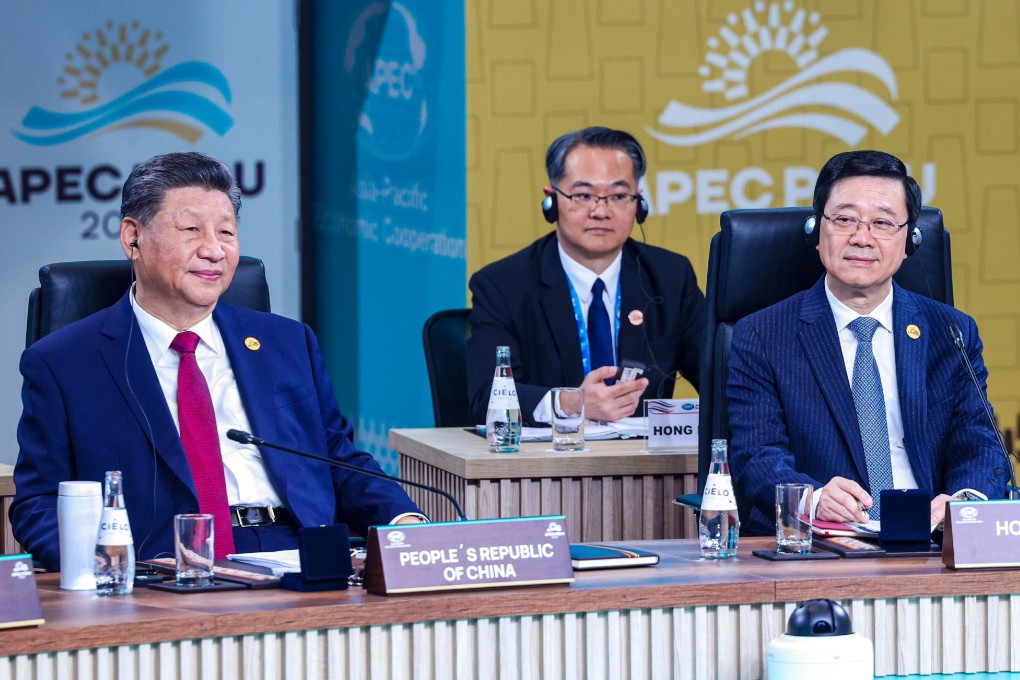 Chinese President Xi Jinping (left) and Hong Kong leader John Lee (right) attend a meeting at this year’s Apec summit in Lima. Photo: Handout