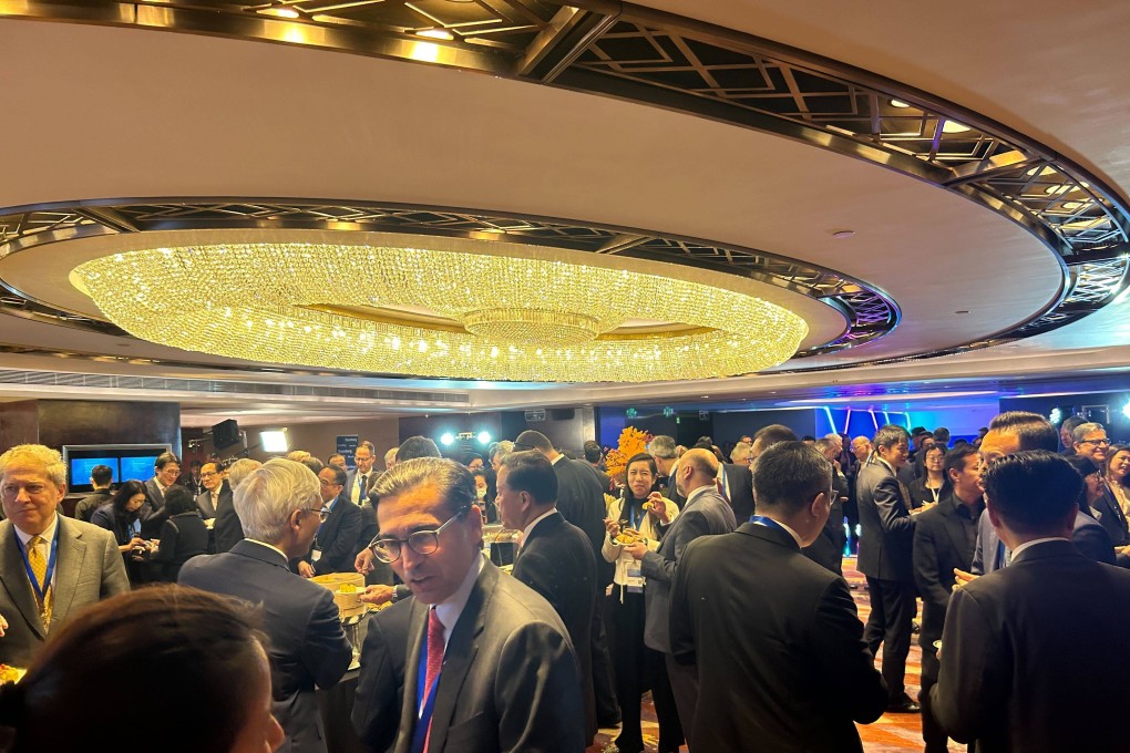 Participants at the Global Financial Leaders’ Summit engage in discussions with their counterparts. Photo: Mia Castagnone