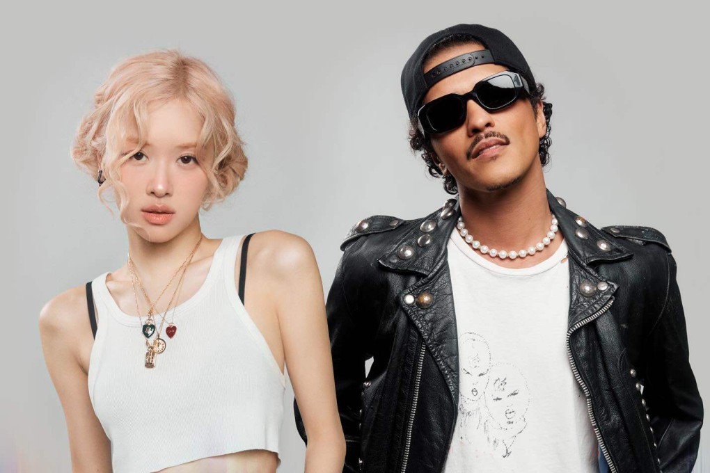 Rosé and Bruno Mars performed their song APT live for the first time at the MAMA Awards show in Osaka, Japan, on November 22, 2024, where they won the Global Sensation award. Photo: Instagram/mnet_mama