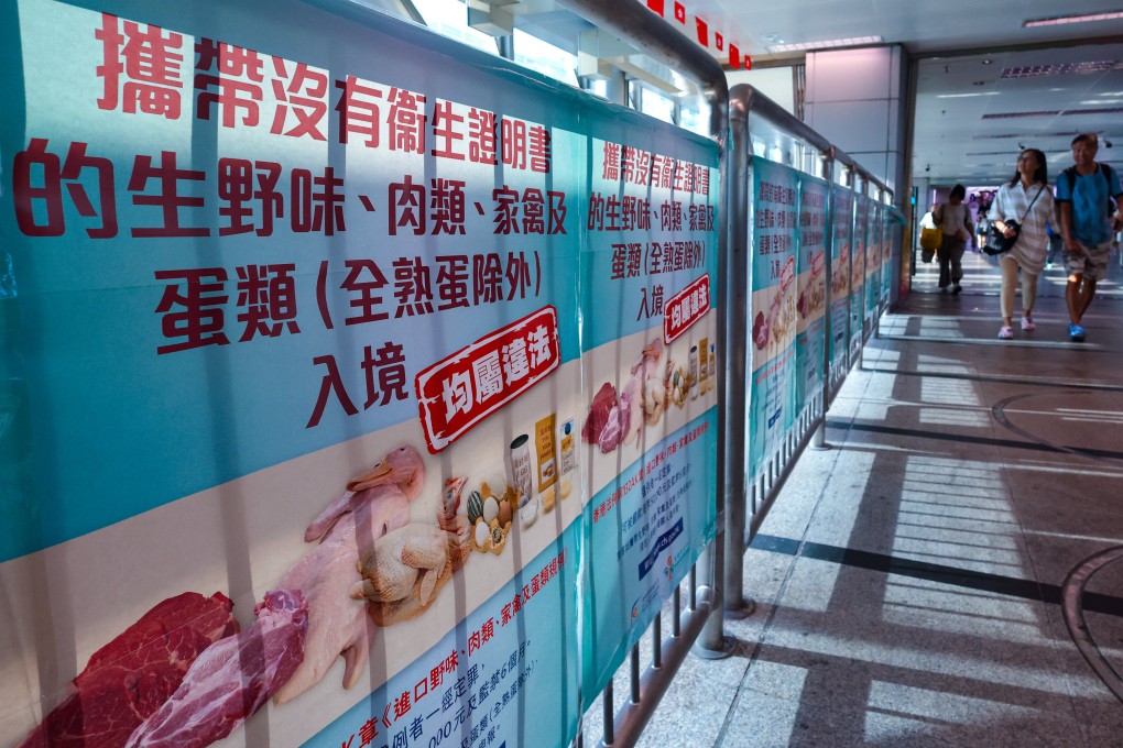 Customs spotted 1,324 cases of illegal imports of food items at land-based border checkpoints between January and August. Photo: Dickson Lee