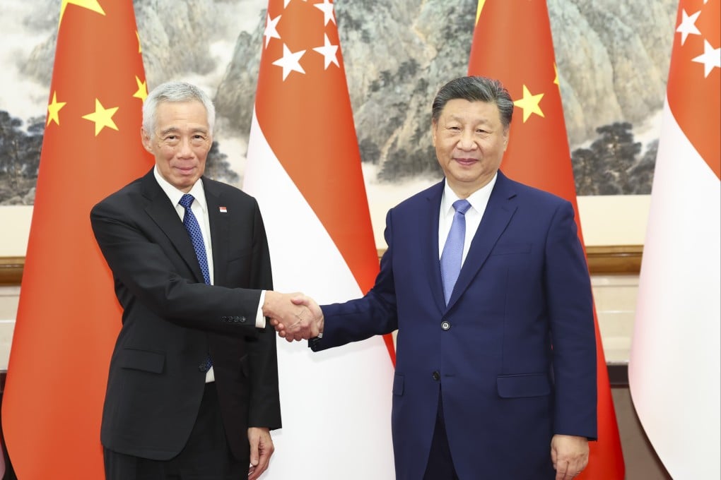 Lee Hsien Loong met Xi Jinping during his first visit to China since stepping down as prime minister. Photo: Xinhua