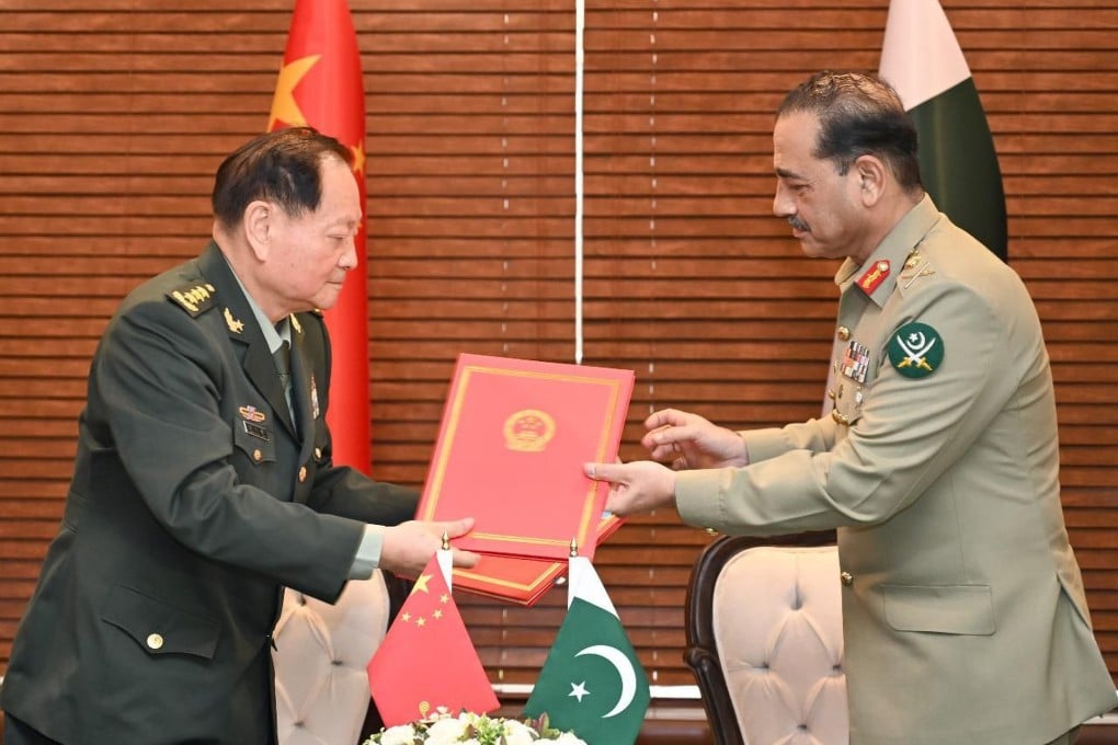 Zhang Youxia (left), vice-chairman of China’s Central Military Commission, meets his Pakistani counterpart Syed Asim Munir during a visit to Pakistan this week. Photo: Handout