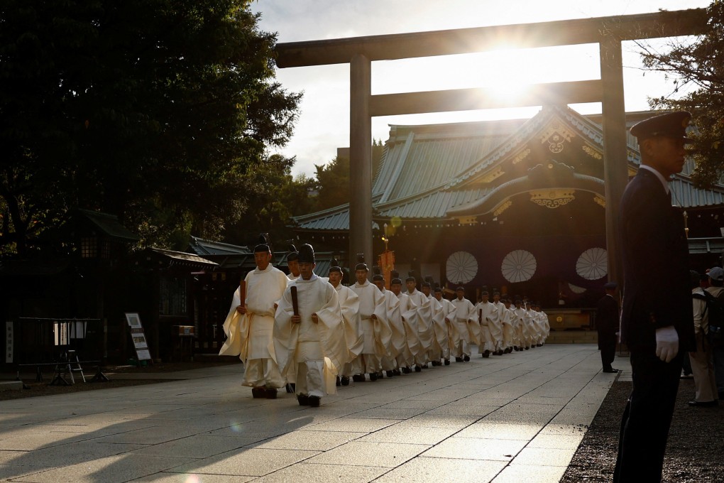 Japanese priests attend a ritual at Yasukuni Shrine in Tokyo. Photo: Reuters