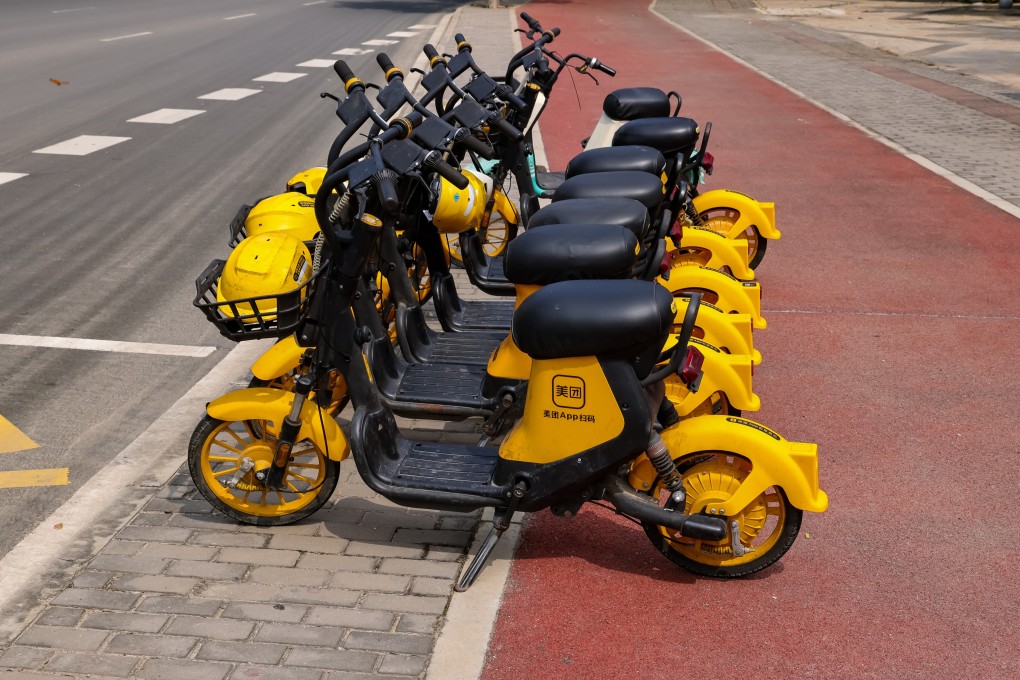Meituan’s signature yellow delivery bikes. Photo: Shutterstock