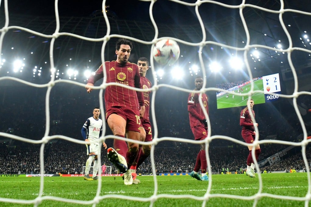 Roma’s Mats Hummels taps the ball over the line to grab a draw against Spurs. Photo: Reuters