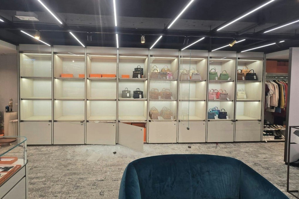 Ginza Xiaoma at New World Tower in Central was burgled on Saturday morning. Photo: Ginza Xiaoma