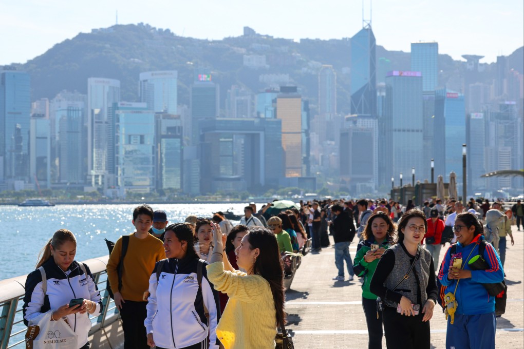 A poll by the Tourism Board found visitors from Southeast Asia typically stayed for 3.4 nights, spending about HK$7,100 per person. Photo: Jelly Tse