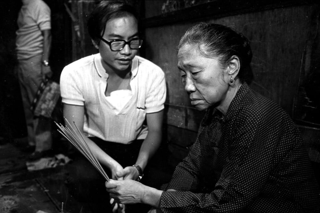 A still from an episode of RTHK’s drama series Below the Lion Rock. A theme song of the same name was composed by Joseph Koo Ka-fai, with lyrics by James Wong Jim and sung by Roman Tam.