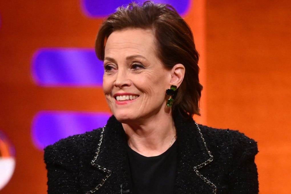 Actress Sigourney Weaver on Graham Norton’s BBC talk show on December 6, 2024, where she talked about not watching scary movies and her stage debut in London’s West End. Photo: Instagram/jamielloydco
