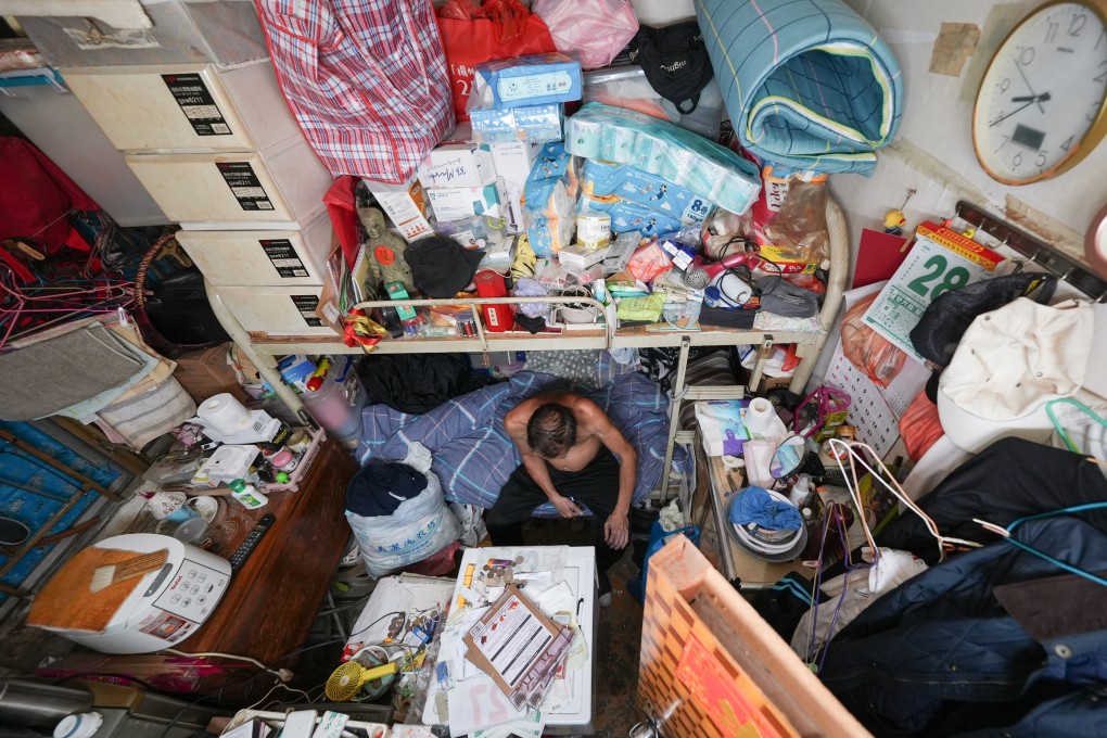 Hong Kong plans to offer landlords a grace period to renovate their subdivided flats. Photo: Eugene Lee