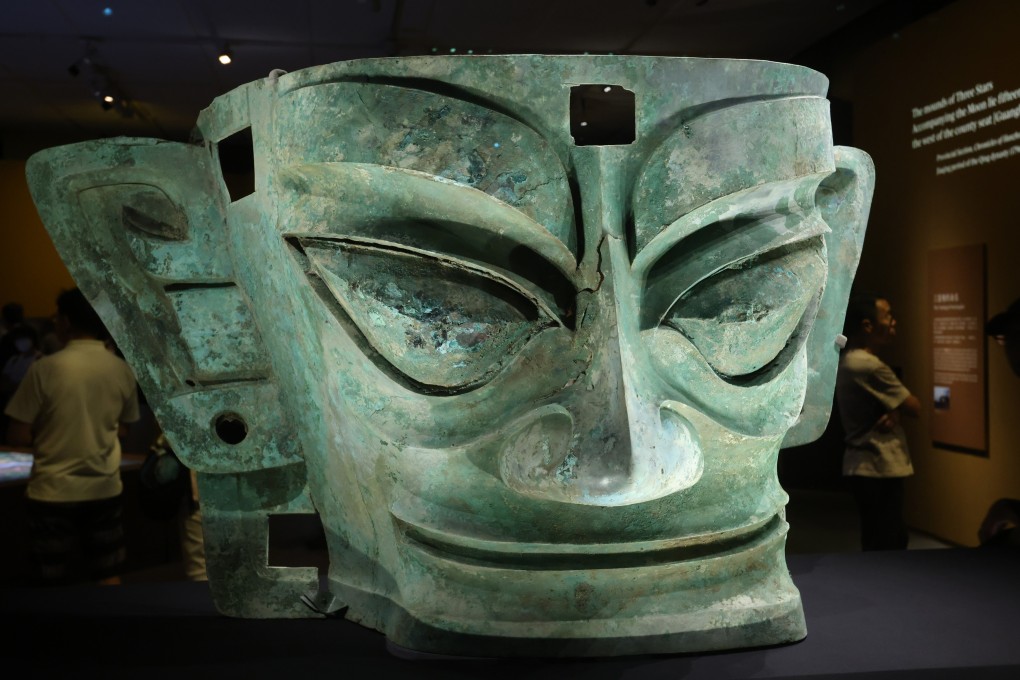 Scientists have found traces of silk attached to bronze and jade items unearthed from sacrificial pits at the Sanxingdui site in Sichuan province. Photo: Jonathan Wong