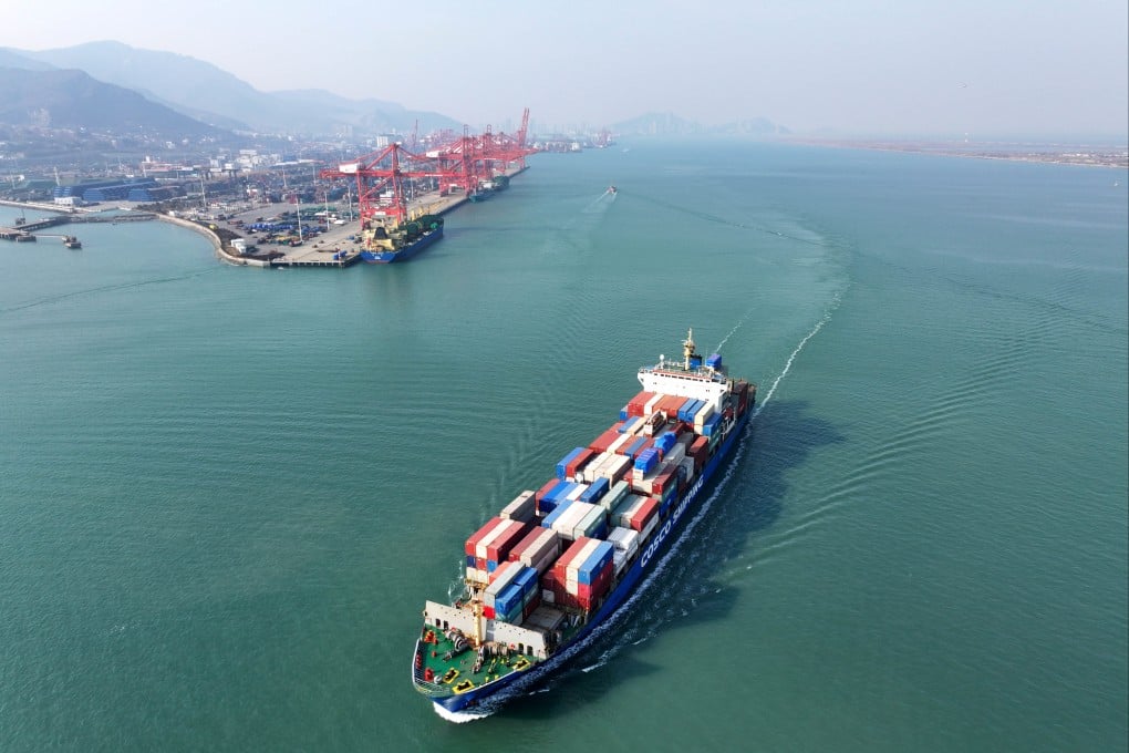 An aerial photo taken on December 10, 2024, shows a cargo ship loaded with containers leaving Lianyungang Port in east China’s Jiangsu Province. Photo: Xinhua