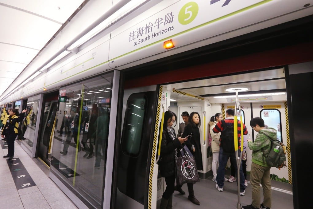 Passengers board a South Island line train at Admiralty station. Photo: Dickson Lee
