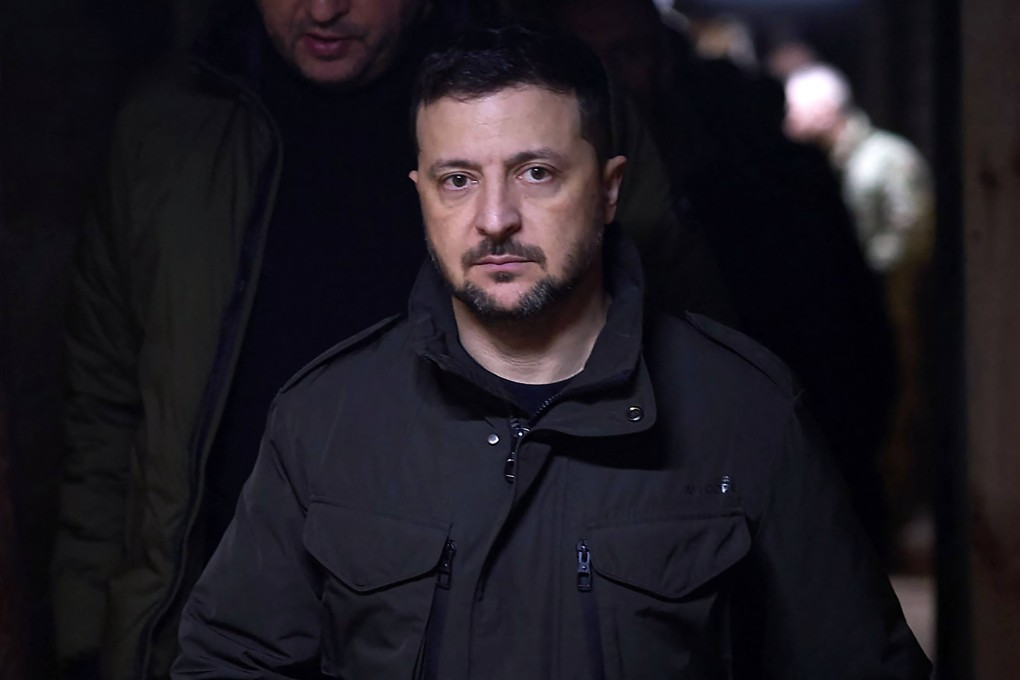 Ukrainian President Volodymyr Zelensky visiting troops on the southern front line in the Zaporizhzhia region. Photo: Ukrainian Presidential Press Service via AFP