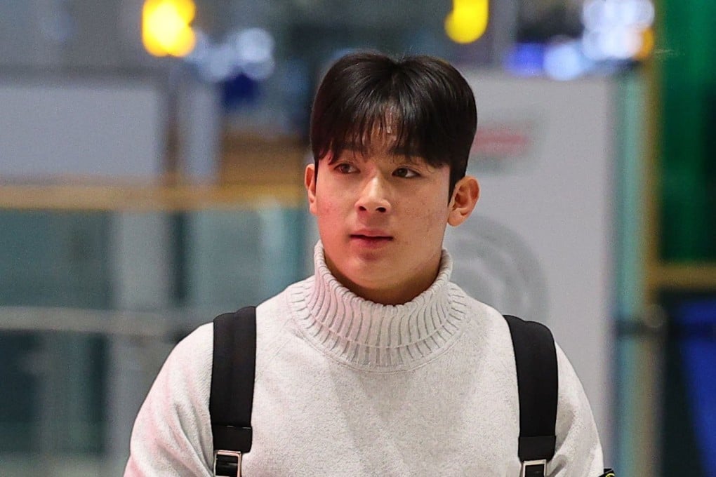 South Korean footballer Yang Min-hyeok arrives at Incheon International Airport on his way to joining English Premier League club Tottenham Hotspur. Photo: EPA-EFE