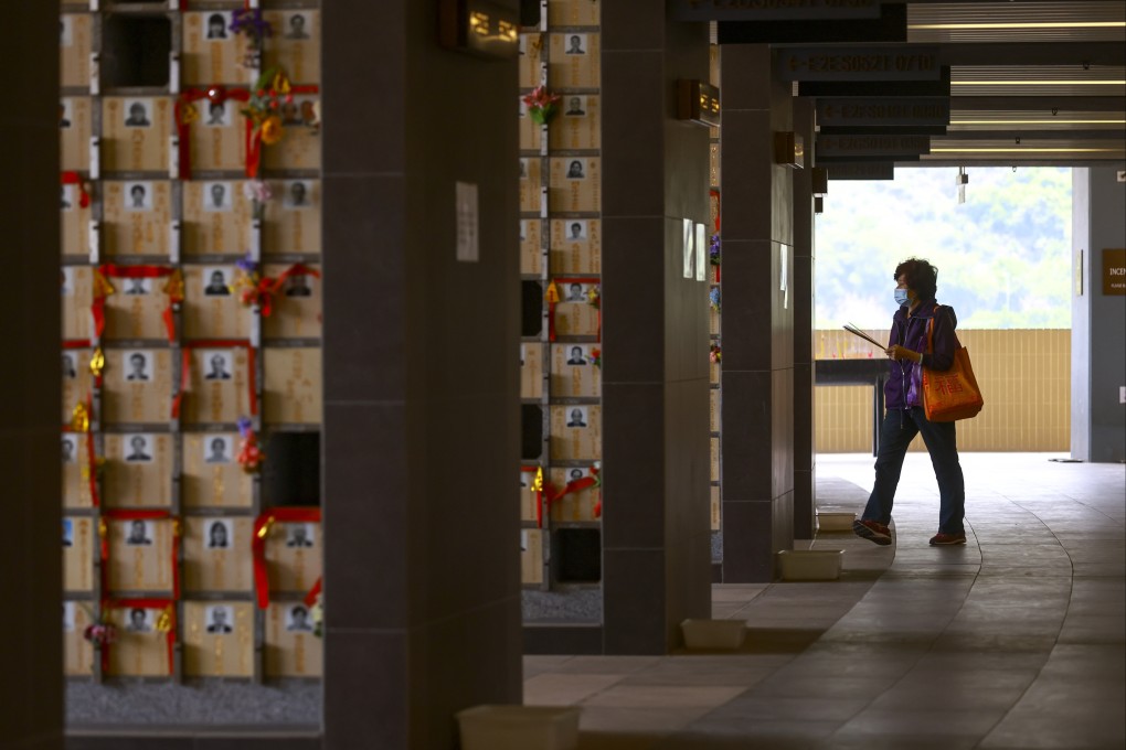 Hong Kong ombudsman urges authorities to digitise after-death services ...