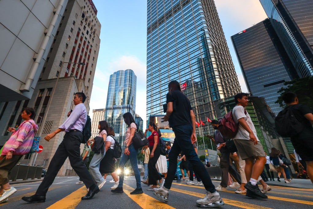 People crossing a busy street in Central business district, Hong Kong , in October 2024. Photo: Dickson Lee