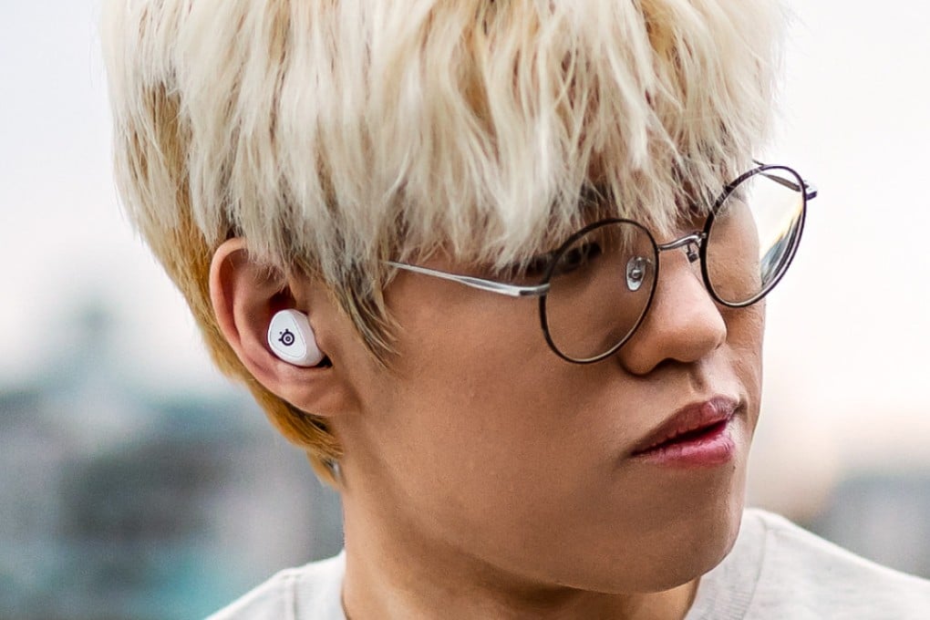 The SteelSeries Arctis GameBuds have great sound quality given their smaller earbud form factor, creating a good seal around the ears. Photo: SteelSeries