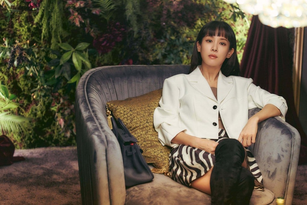 Cho Yeo-jeong as Shin Su-yeon in a still from Hidden Face, directed by Kim Dae-woo. Cho Yeo-jeong and Park Ji-hyun co-star.