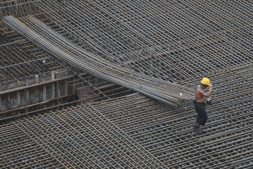Unionists say severe wage arrears are plaguing the construction sector and the situation may worsen at the end of the year. Photo: Xiaomei Chen