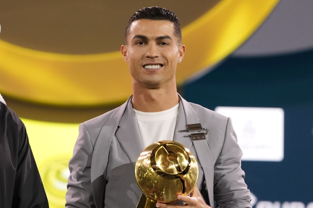 Al-Nassr’s Cristiano Ronaldo with the Globe Soccer Award for Best Middle East player at the ceremony in Dubai. Photo: dpa