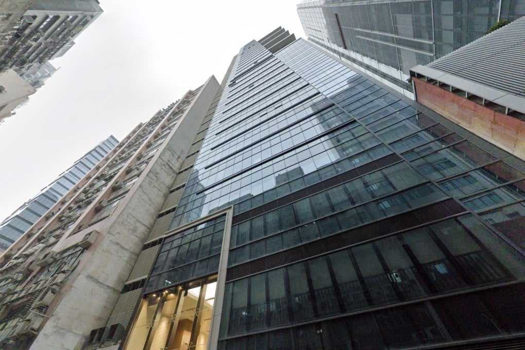 Buildings in Wing Hong Street in Cheung Sha Wan, where a woman is suspected to have jumped to her death. Photo: Google Maps
