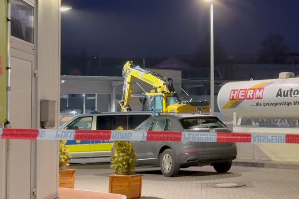 An excavator involved in a violent incident on Tuesday is seen in Tauberbischofsheim, Germany. Photo: dpa