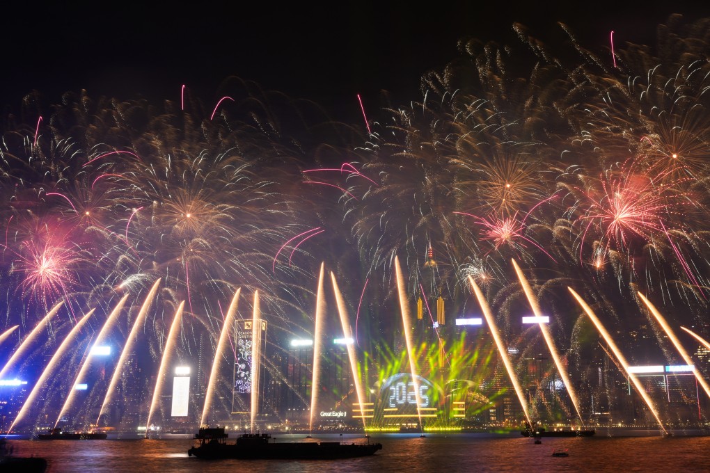 The New Year’s Eve Countdown Fireworks show lights up Hong Kong’s Victoria Harbour. Photo: Sam Tsang