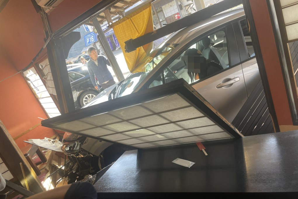 The Hong Kong tourist had been trying to park in front of a soba shop in Izu city in Shizuoka prefecture. Photo: X/かんさつおもしろせいぶつ