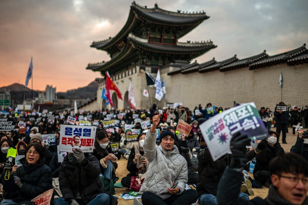 An anti-Yoon rally in Seoul on Saturday, a day after a failed attempt to arrest him. Photo: AFP