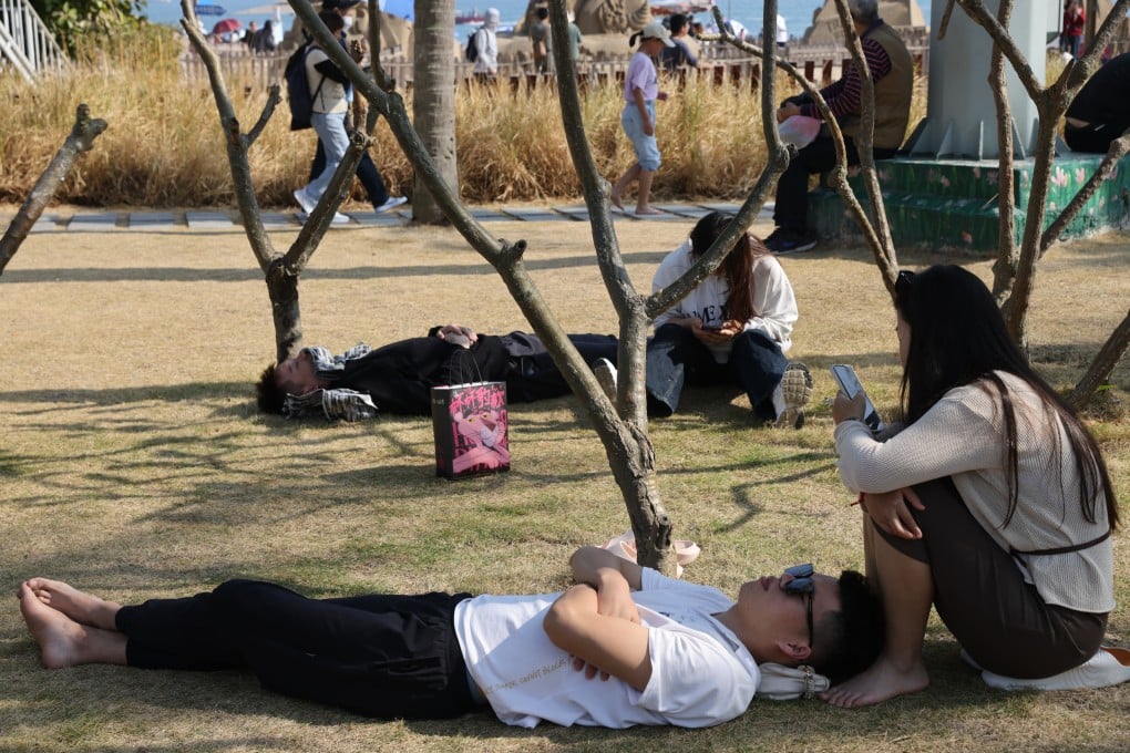 People enjoy a day out at Dameisha beach in Shenzhen on January 6, 2024. Photo: Yik Yeung-man