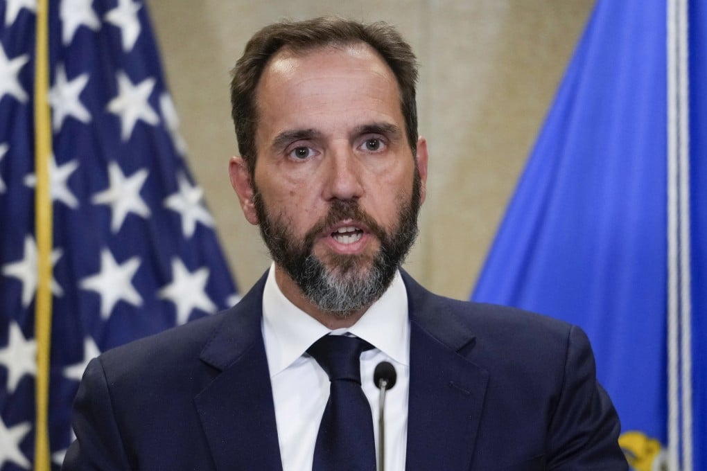 US Special Counsel Jack Smith speaks to the media about an indictment of former president Donald Trump in August 2023. Photo: AP
