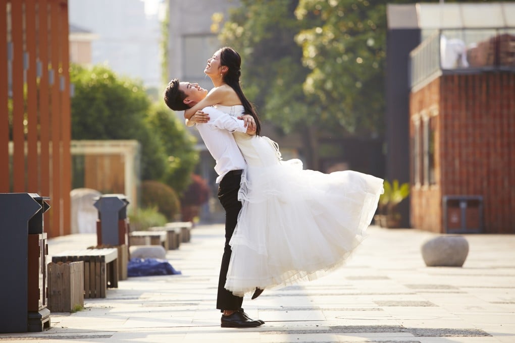 Chinese couples have been amongst the most eager in Asia to adopt Western wedding fashion, but some are pushing back now by marrying in hanfu, the traditional clothing of Han Chinese. Photo: Getty Images/iStockphoto