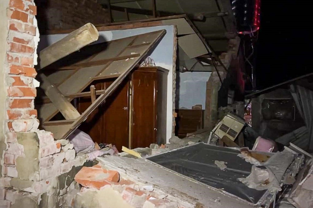 Six people, including a child, have been rescued from a collapsed house in Tainan City, Taiwan. Photo: CNA