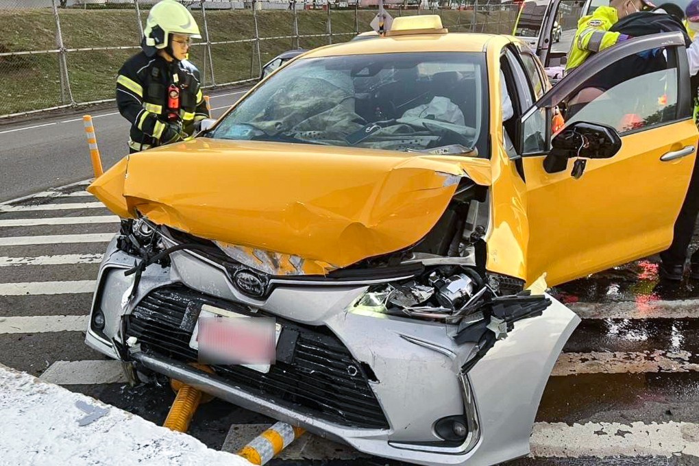 Taiwanese media reported that a Hong Kong tourist was seriously injured after the taxi that she was in hit a traffic island at an airport. Photo: CNA