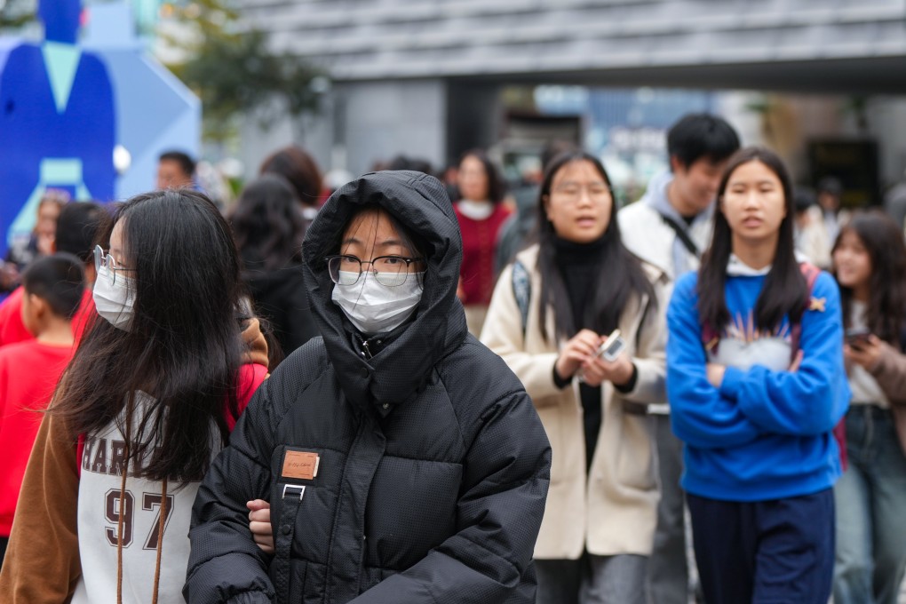 The Hong Kong Observatory says the weather will be cold and very dry on Monday. Photo: Sam Tsang