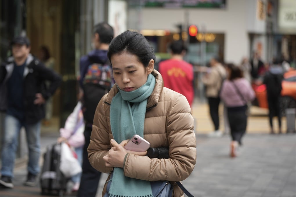 The Hong Kong Observatory says the winter monsoon will continue to bring fine and cold weather to the coast of southern China on Tuesday. photo: Sam Tsang