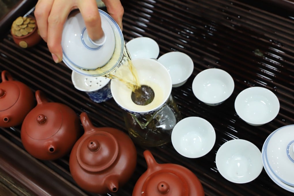 A Chinese tea ceremony in Chengdu. Photo: Shutterstock